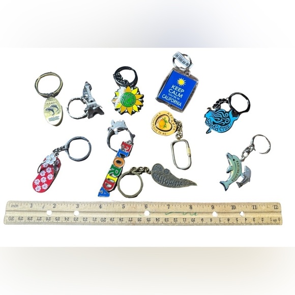Ten Travel KeyChains (Used - Good Condition) 🌴🐬✨ - Picture 2 of 7